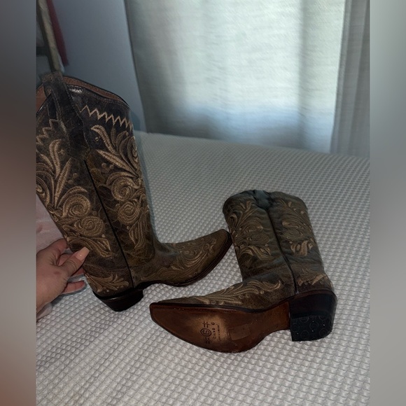 Brown Embroidered Cowboy Boots!! Real leather!!! - Picture 3 of 11